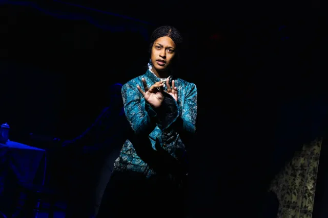 Hungry Women — production image