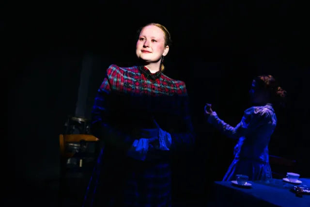 Hungry Women — production image