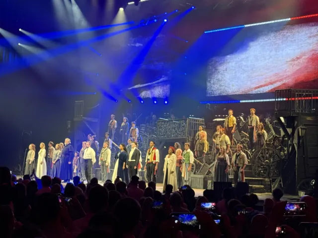 Les Miserables: Arena Concert Spectacular — production image