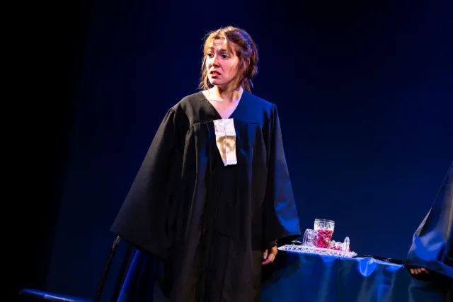 Hungry Women — production image