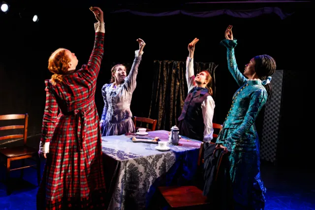 Hungry Women — production image